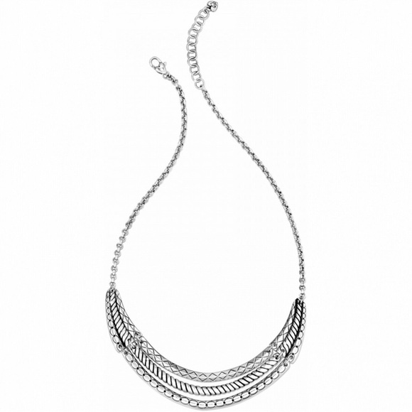 New Brighton lot, two pairs of earrings and necklace set with bag - Picture 9 of 10